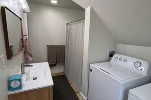 88 Camp St, New Britain, CT 06051 - Photo 10
