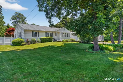 2 Diamond Drive, Newtown, CT 06470 - Photo 2