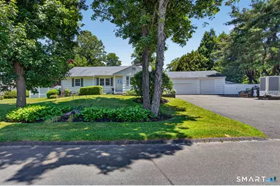 2 Diamond Drive, Newtown, CT 06470 - Photo 30