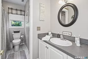 72 Craigie Ave, Waterbury, CT 06705 - Photo 30
