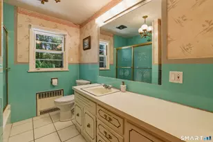 29 Glenview Dr, Bristol, CT 06010 - Photo 20