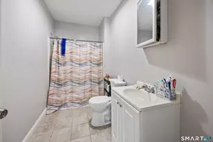 101 Dikeman St, Waterbury, CT 06704 - Photo 22