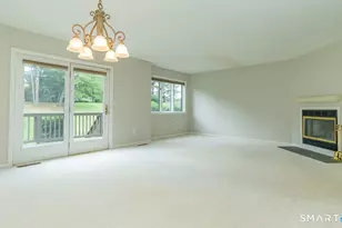 19 Steeplechase Dr, Newington, CT 06111 - Photo 4