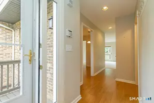 19 Steeplechase Dr, Newington, CT 06111 - Photo 12
