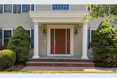 10 Rose Cliff, Farmington, CT 06032 - Photo 2