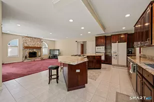 124 Suncrest Ct, Torrington, CT 06790 - Photo 8