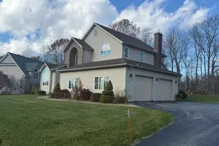 124 Suncrest Ct, Torrington, CT 06790 - Photo 4
