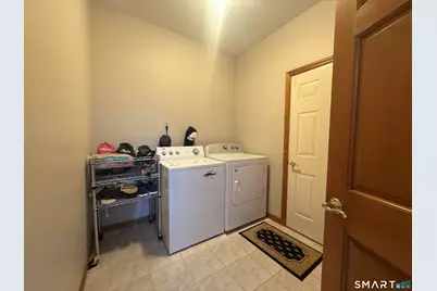 124 Suncrest Court, Torrington, CT 06790 - Photo 24
