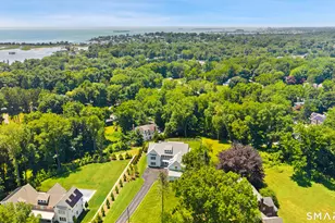 13 Edgemarth Hill Rd, Westport, CT 06880 - Photo 2