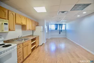 1880 Barnum Ave, Stratford, CT 06614 - Photo 6