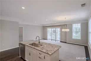 822 Center Meadow Ln, Danbury, CT 06810 - Photo 10