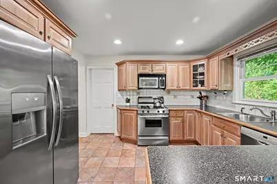 8 Ernel Drive, Greenwich, CT 06878 - Photo 18