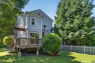 9 Broadway Ave, Stonington, CT 06355 - Photo 4