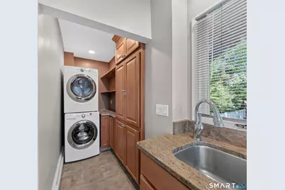 9 Broadway Avenue, Stonington, CT 06355 - Photo 24