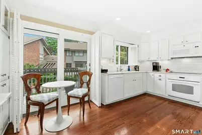 377 Main Street #8, New Canaan, CT 06840 - Photo 10