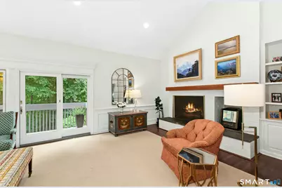 377 Main Street #8, New Canaan, CT 06840 - Photo 4