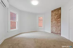41 Center St, Hartford, CT 06120 - Photo 8
