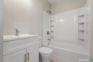 41 Center St, Hartford, CT 06120 - Photo 12