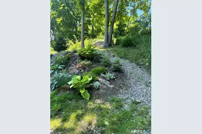 8 Wells Avenue, Stonington, CT 06379 - Photo 10