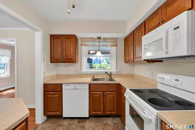 28 Downing Way #28, Madison, CT 06443 - Photo 12