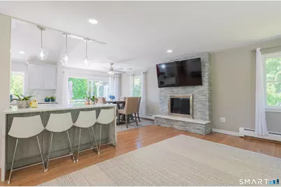 15 Farrell Road, Newtown, CT 06470 - Photo 10