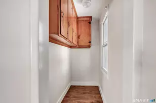 10 Summit St, Derby, CT 06418 - Photo 14