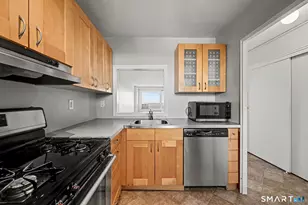 71 Strawberry Hill Ave, Stamford, CT 06902 - Photo 2