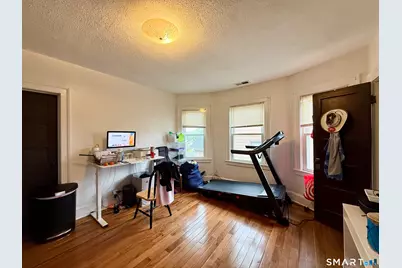 23 Chapman Court, New Britain, CT 06051 - Photo 18