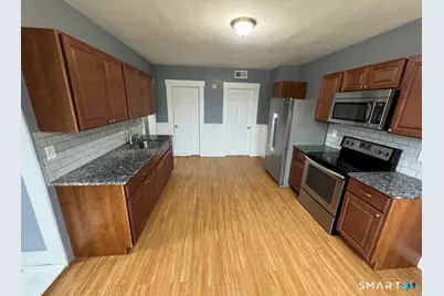 11 Columbia Street #2nd floor, Ansonia, CT 06401 - Photo 2