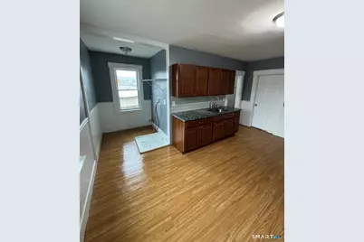 11 Columbia Street #2nd floor, Ansonia, CT 06401 - Photo 4