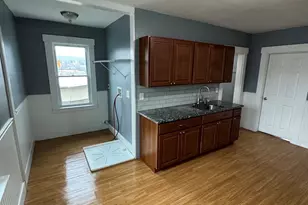 11 Columbia St, Ansonia, CT 06401 - Photo 4