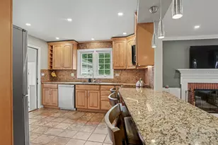 64 Summer St, Stratford, CT 06614 - Photo 12