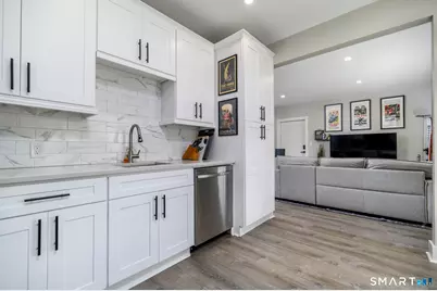 750 Cove Road #5, Stamford, CT 06902 - Photo 10