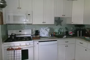 95 Linwood St, Milford, CT 06461 - Photo 6