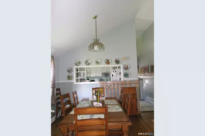 95 Linwood Street, Milford, CT 06461 - Photo 4