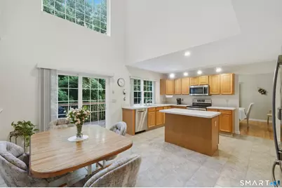 175 Rolling Green, Middletown, CT 06457 - Photo 14