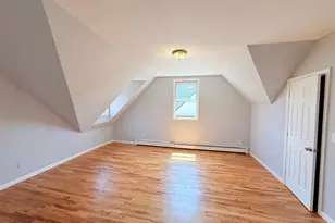 271 Vine St, Bridgeport, CT 06604 - Photo 2