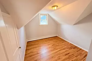 271 Vine St, Bridgeport, CT 06604 - Photo 4