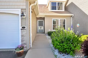 125 Pine Hill Blvd, Plymouth, CT 06782 - Photo 2