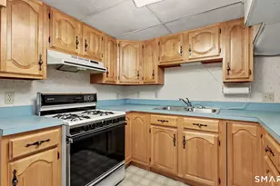 144 Maple St, Seymour, CT 06483 - Photo 32