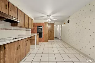 144 Maple St, Seymour, CT 06483 - Photo 16