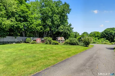 20 Head Of Meadow Road, Newtown, CT 06470 - Photo 4
