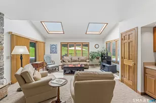 16 Palestine Rd, Newtown, CT 06470 - Photo 10