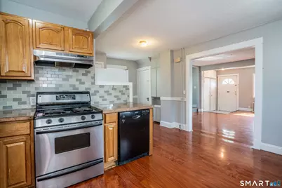 45 Moore Avenue, East Hartford, CT 06108 - Photo 10