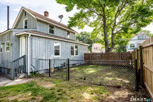 45 Moore Ave, East Hartford, CT 06108 - Photo 4
