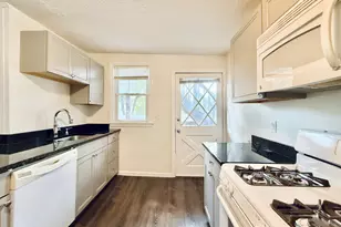 24 Northill St, Stamford, CT 06907 - Photo 6