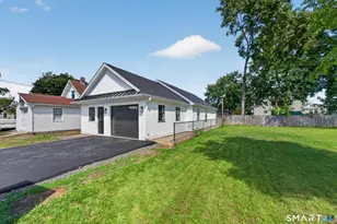 26 Bicycle St, Plainville, CT 06062 - Photo 4