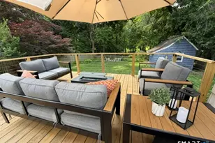 102 Old Barn Rd W, Stamford, CT 06905 - Photo 12