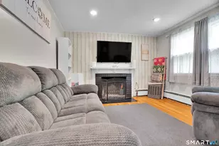 175 Newfield St, Middletown, CT 06457 - Photo 4