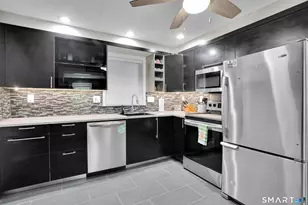 175 Newfield St, Middletown, CT 06457 - Photo 6